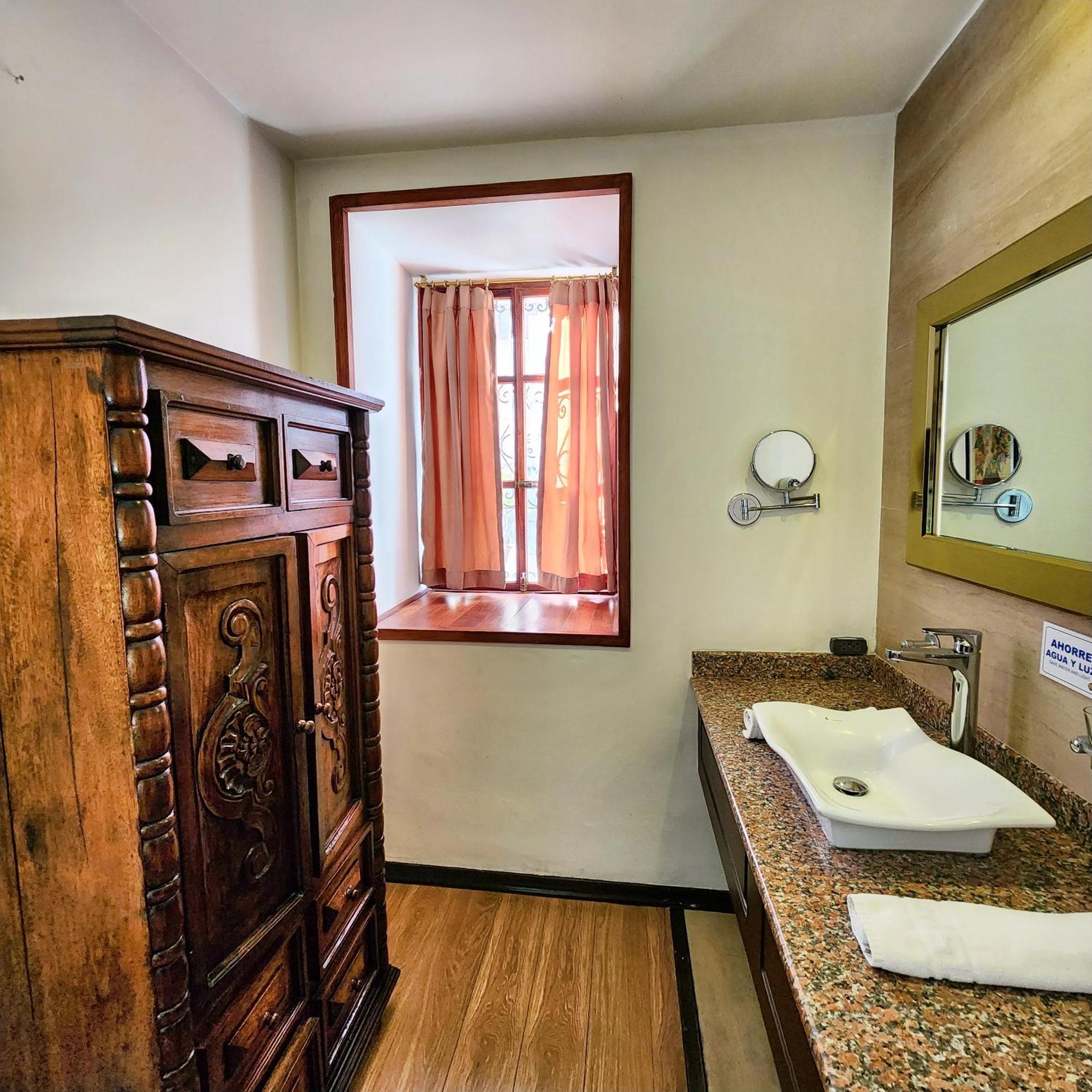 Hotel Boutique Casa San Marcos Quito Bagian luar foto